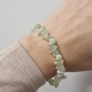 Prehnit - čips zapestnica