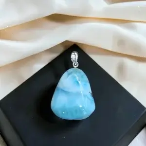 LARIMAR - obesek